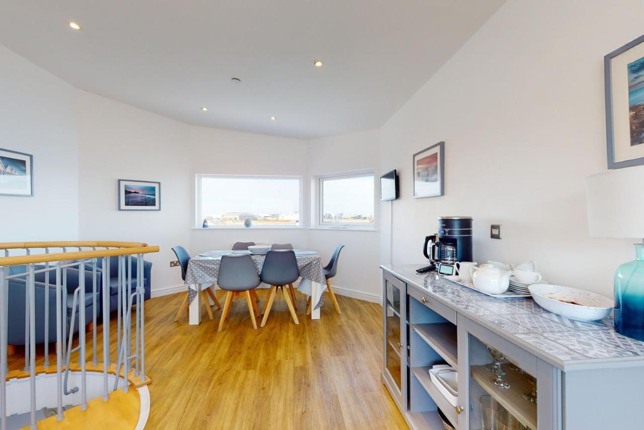 Crabbers' Wharf Aparthotel Portland Exterior foto