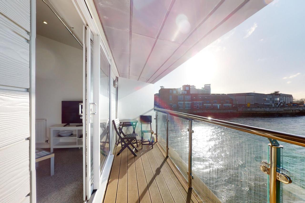 Crabbers' Wharf Aparthotel Portland Exterior foto