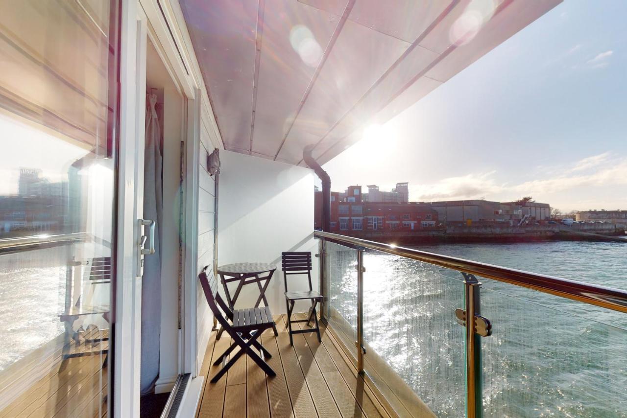 Crabbers' Wharf Aparthotel Portland Exterior foto